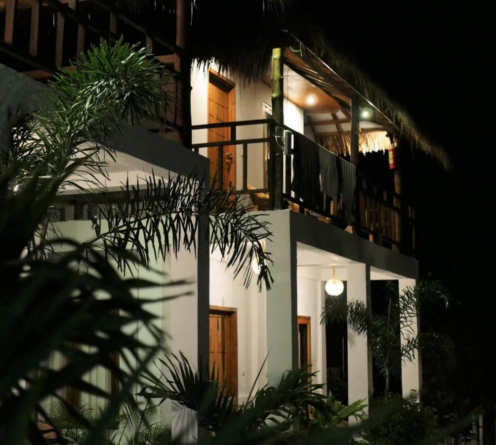 El Jardin De Shambala Hotel Gili Air Exterior foto